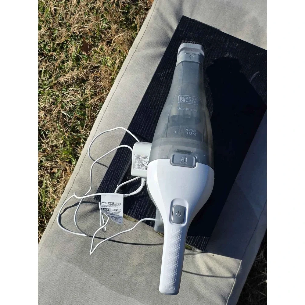 BLACK+DECKER Dustbuster AdvancedClean Lithium Hand Vacuum
